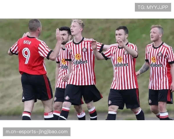 利兹联对阵桑德兰 升班马教练战术对决展现英式足球风格